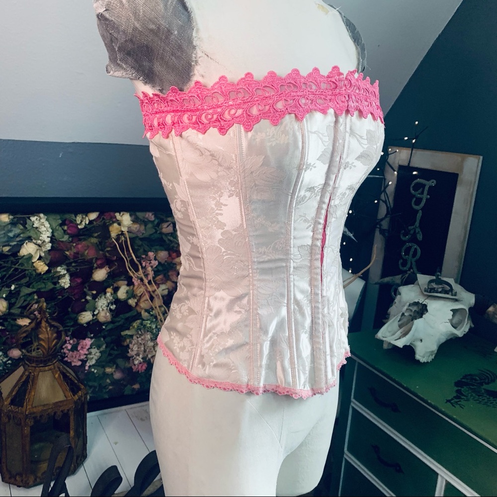 Pink Corset - Picture 11 of 12